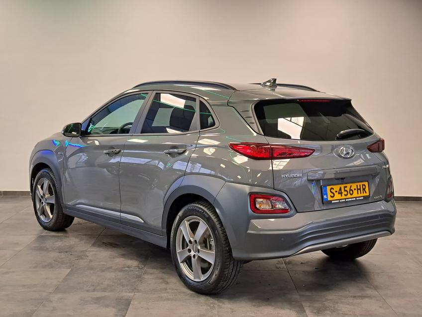 Hyundai KONA EV Comfort 64 kWh Navigatie Led Camera Cruise LM 204PK 2 jaar garantie mogelijk* (vraag naar de voorwaarden) afbeelding 5