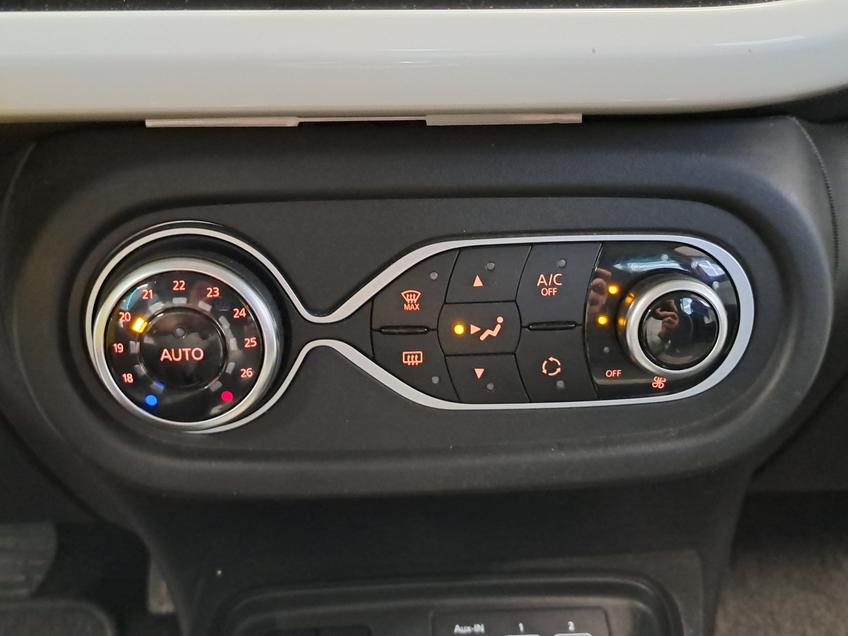 Renault Twingo Z.E. R80 Collection Apple car Play, Dab Radio, Climate control. Nog  subsidie van €2000,- 2 jaar garantie mogelijk* (vraag naar de voorwaarden) afbeelding 11