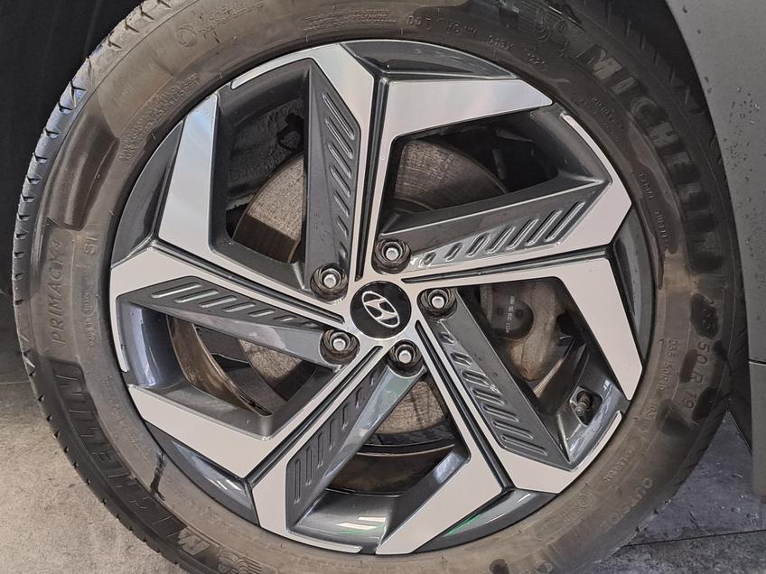 Hyundai Tucson 1.6 T-GDI PHEV Premium 4WD Navigatie Clima Cruise 360 Camera Trekhaak LED 2 jaar garantie mogelijk* (vraag naar de voorwaarden) afbeelding 4