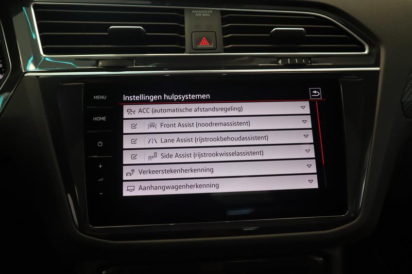 Volkswagen Tiguan 1.4 TSI eHybrid R-Line Business+ Panoramadak Elec.trekhaak Full-led 2 jaar garantie mogelijk* (vraag naar de voorwaarden) afbeelding 25